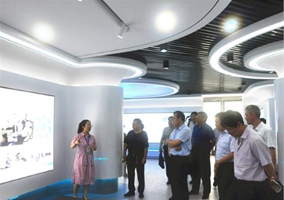 Mayor Xie Songmin of Nanyang City and his party visited the research and guidance of Huibo